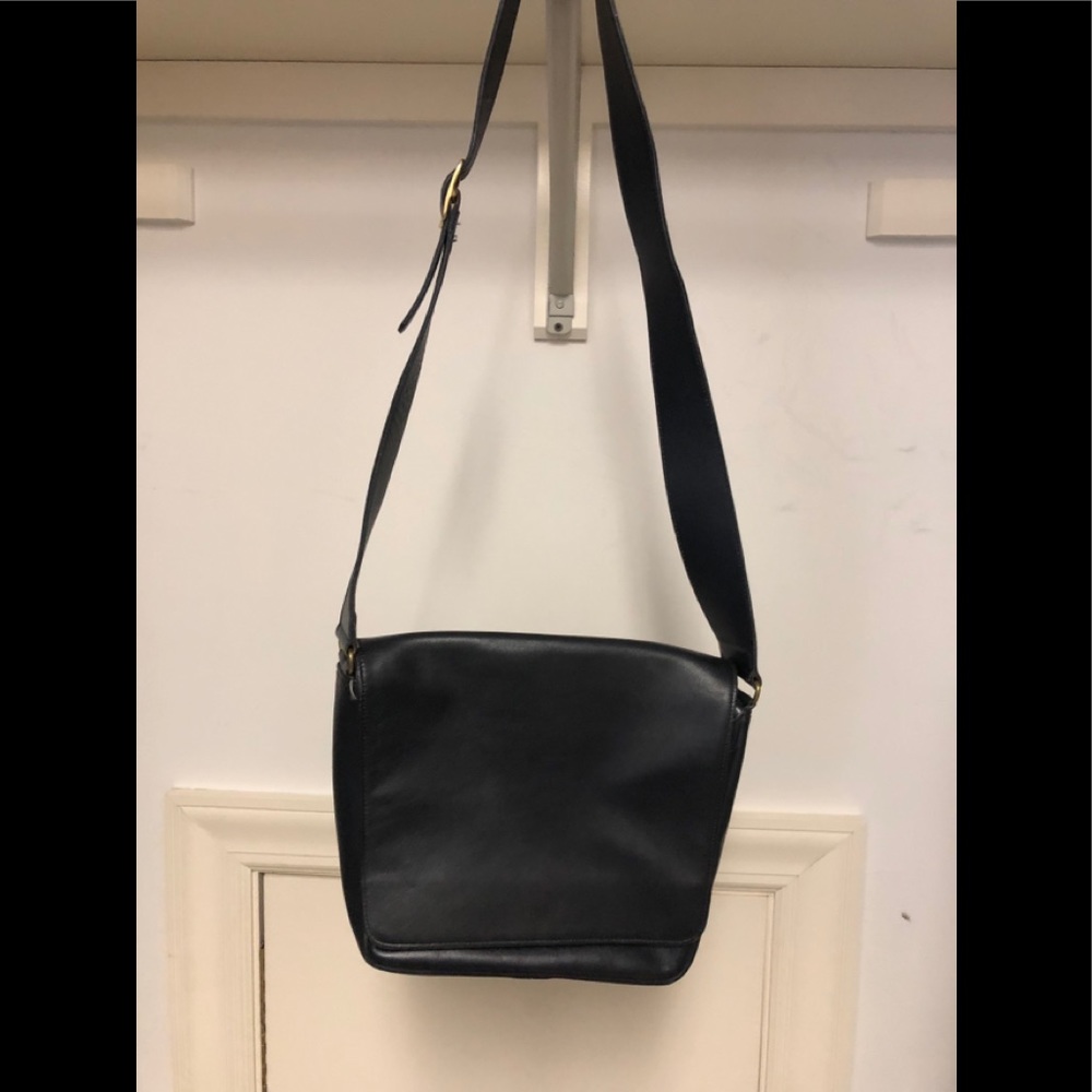 Coach Navy Blue Leather Shoulder Bag